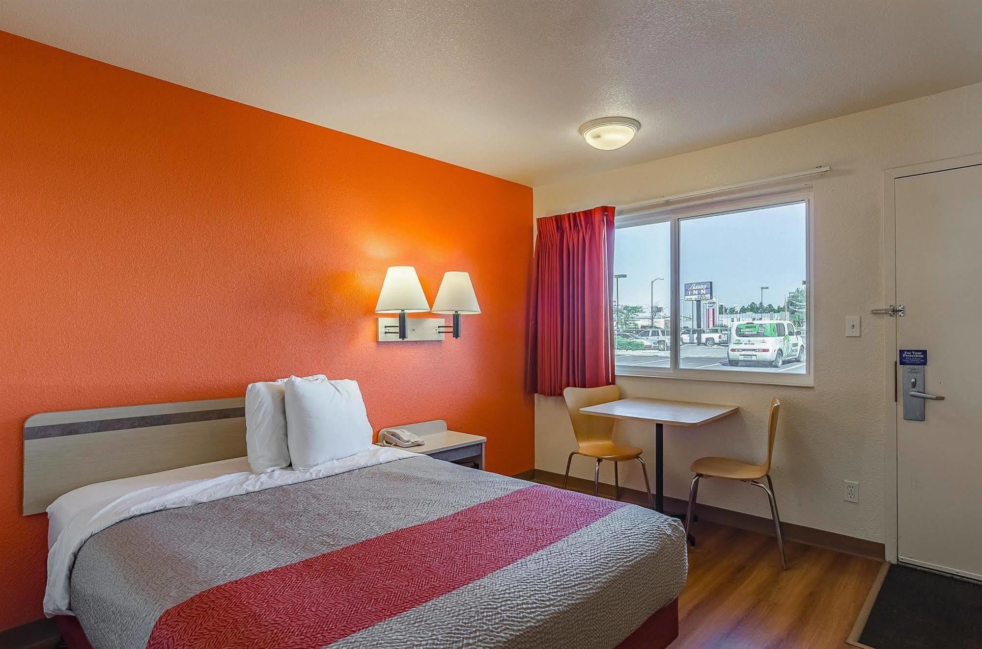 Park Inn By Radisson, Cheyenne Extérieur photo